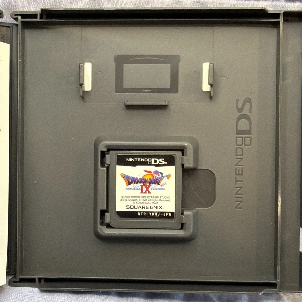 Dragon Quest IX Hoshizora no Mamoribito | Nintendo DS | Japan | Import | CIB